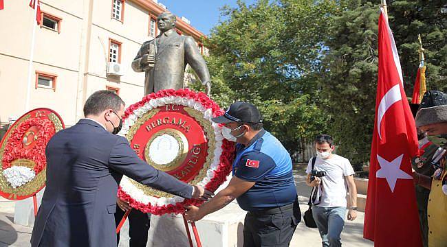 30 Ağustos Zafer Bayramı Bergama’da törenlerle kutlandı