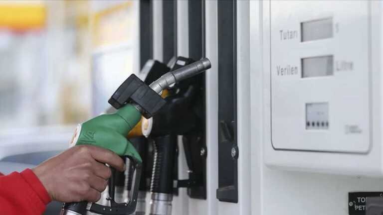 Akaryakıt Fiyatlarına Yeni Zam: Benzin 26 Liranın Üzerine Çıktı