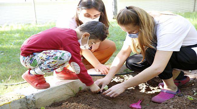 Aydın Büyükşehir Belediyesi Otizmli Çocukların Yanında
