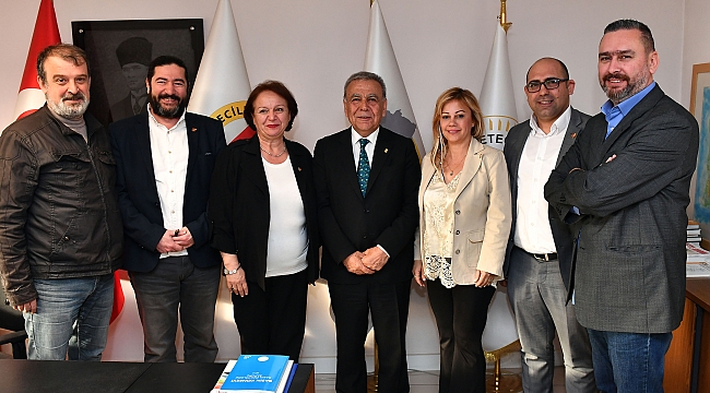 Aziz Kocaoğlu veda ziyaretlerini sürdürüyor