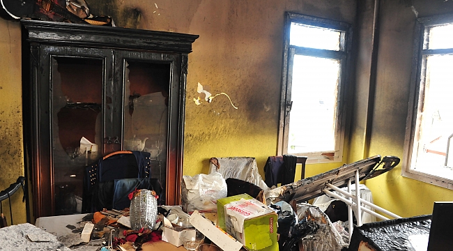 Balçova’dan evi yanan vatandaşa yardım!