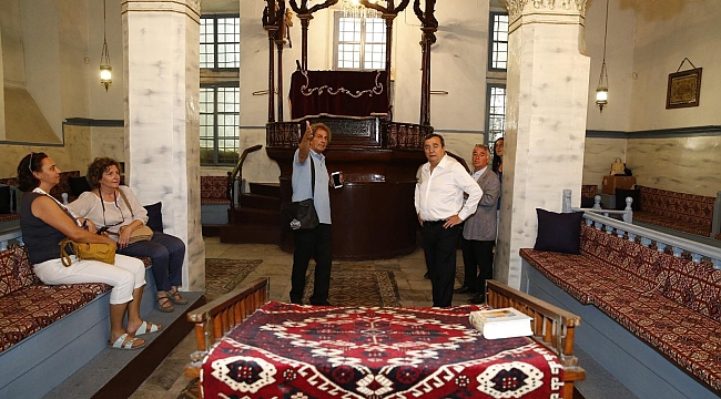 Başkan Batur, “Eşsiz tarihimizin kıymetini çok iyi biliyoruz”