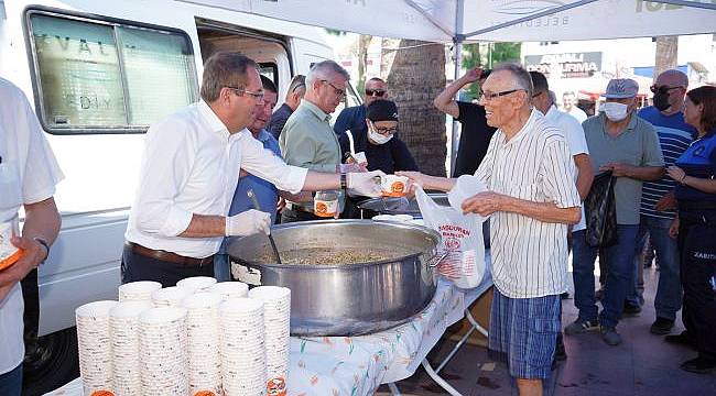Başkan Ergin’den 7 bin kişiye aşure ikramı