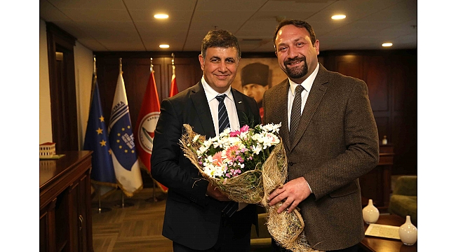 Başkan Gümrükçü’den Başkan Tugay’a ziyaret!