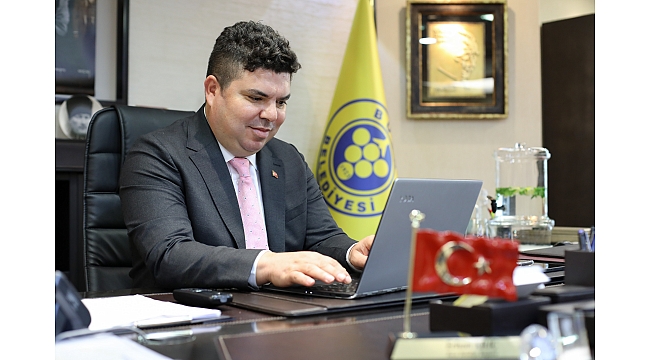 Başkan Kılıç sosyal medyadan gelen mesajları yanıtlayarak güne başlıyor