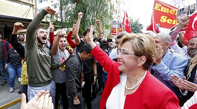Başkan Pekdaş’tan miting gibi adaylık açıklaması