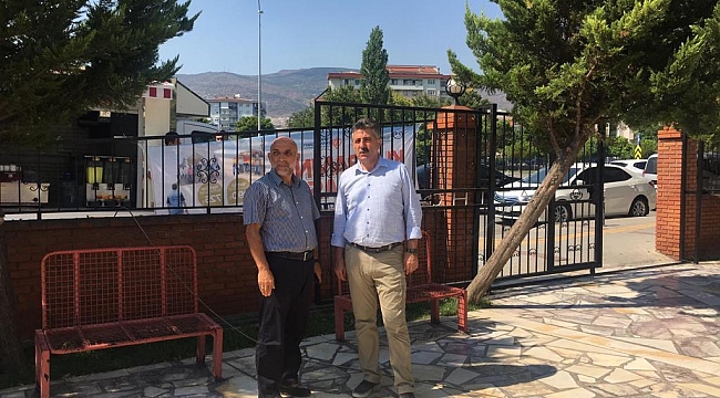 Başkan Sandal Bayraklı Müftüsü’nü ziyaret etti