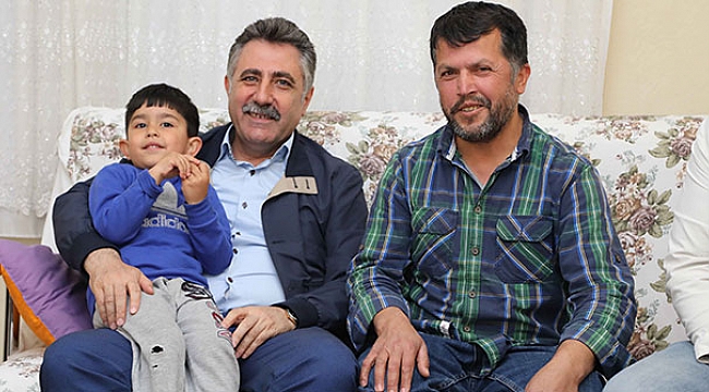 Başkan Sandal iftar sofrasına konuk oldu