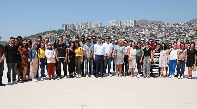 Başkan Sandal’a BAYSEM öğrencilerinden ziyaret