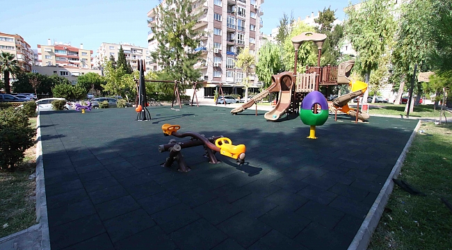Bayraklı Belediyesi’nden parklara geniş çaplı revizyon!