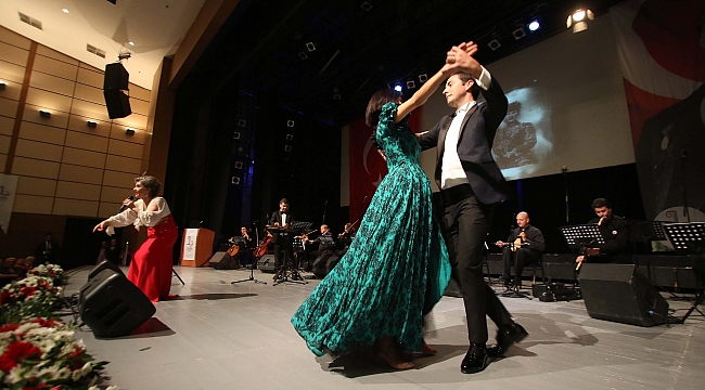 Bayraklı, Ulu Önder Atatürk’ü andı