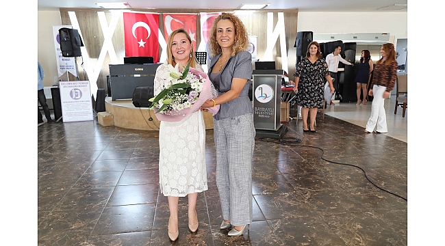 Bayraklı’da anneler stres attı!