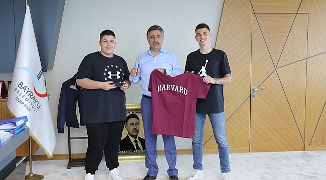 Bayraklılı öğrenciler ABD’den döndü!