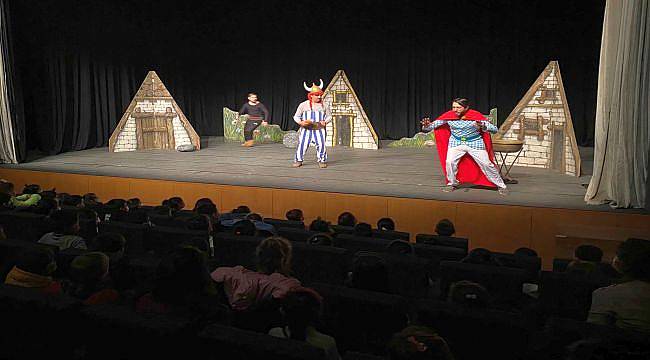 Bergama Kırsal Mahalle Çocukları Tiyatro İle Buluşuyor