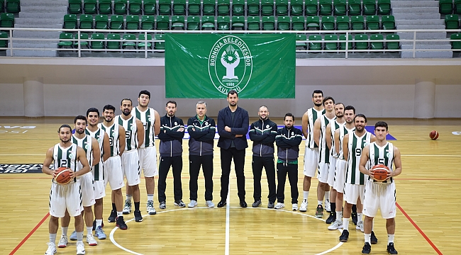 Bornova aşkına haydi salona!