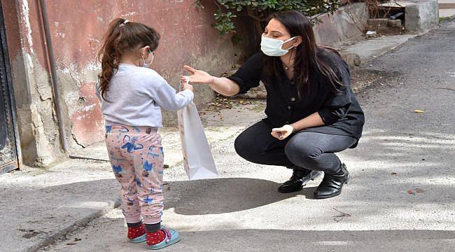 Bornova Belediyesi Çocukları Ziyaret Ediyor