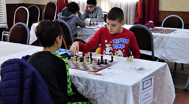 Bornova’da satranç heyecanı yaşandı