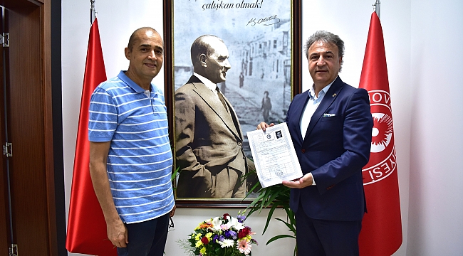 Bornovalı Hayırseverden örnek davranış!