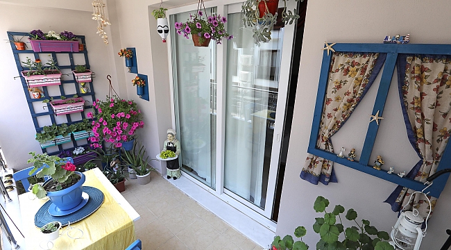 Buca en güzel balkonunu seçiyor!