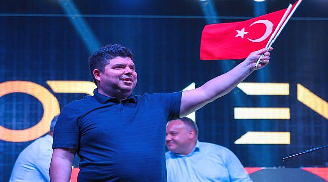 Buca’da Norm Ender ile 19 Mayıs coşkusu