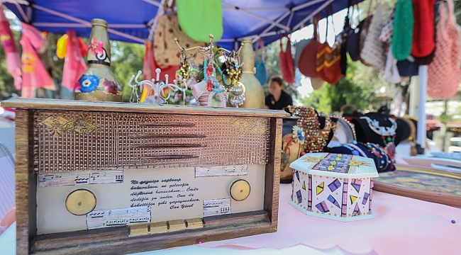 Bucalı kadınlar el emekleri sergisinde hünerlerini ortaya koydu