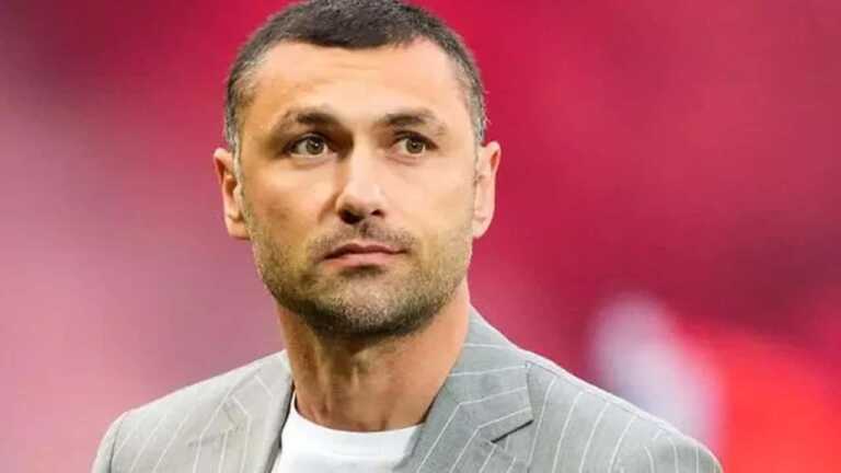 Burak Yılmaz Şenol Güneş’in Yanında Yardımcı Oldu