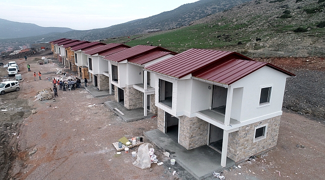 Büyükşehir’den afetzedeler için yeni konutlar