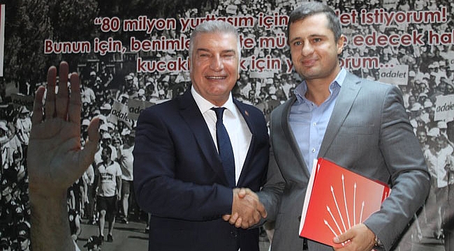 Cevat Durak İzmir Büyükşehir Belediye Başkan aday adaylığını açıkladı
