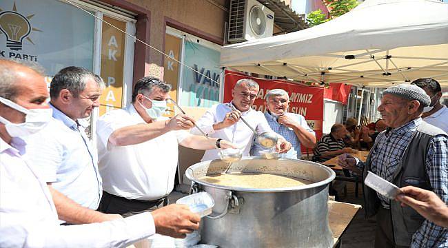 Cumhur İttifakının’nın Aşure Hayrı Büyük İlgi Gördü