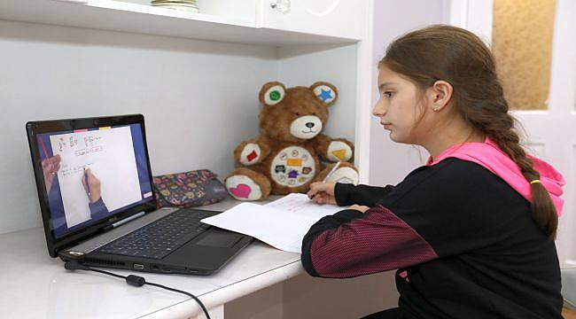 Dijital Dershane 8 bini aştı