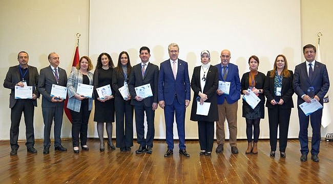 “Yerli ve milli ilaç geliştirmek zorundayız”