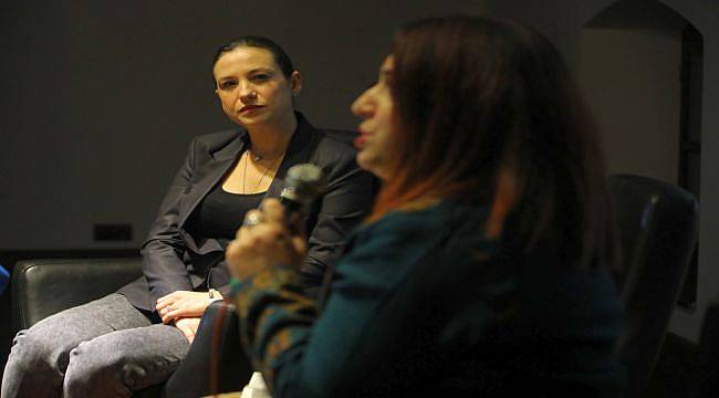 Efes Selçuk’ta “İçimdeki Kırk Kadın” Söyleşisi