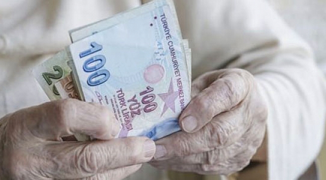 Emeklilerin maaş farklarının ödeneceği tarih belli oldu! 