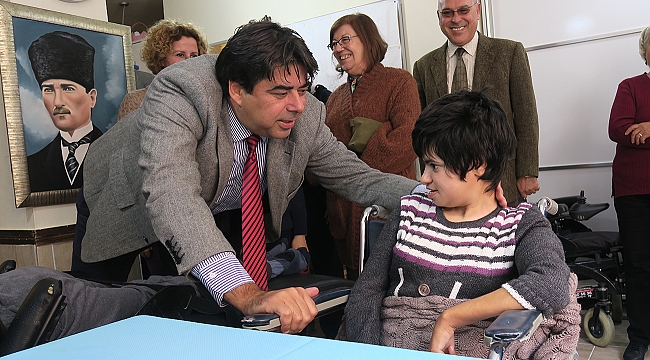Engeller dayanışma ile aşılır