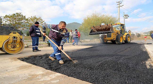 Gaziemir’de Asfalt Atağı;  2021 Yılında 2 Bin 500 Ton Asfalt Serildi