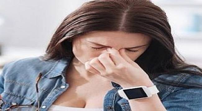 Göz hastalığının ilk habercisi baş ağrısı olabilir