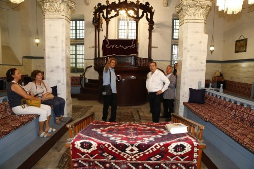 batur’dan-kemeralti-icin-tarihi-dokunuslar-(13).jpeg