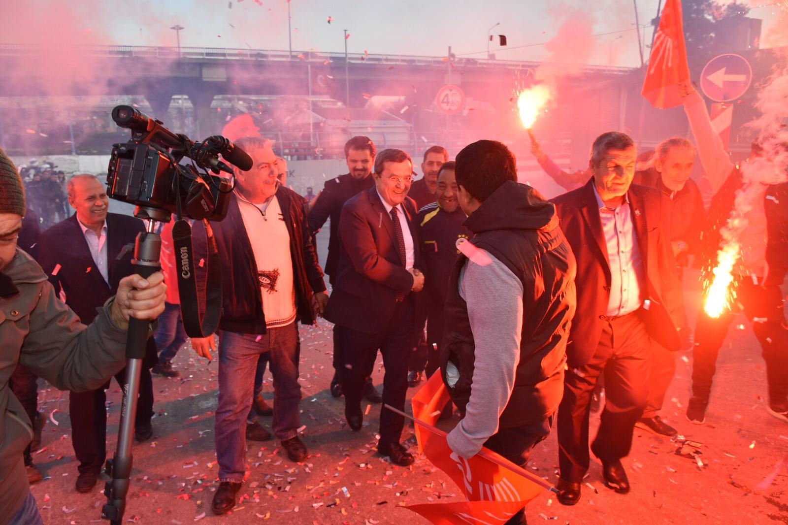 romanlardan-batur’a-coskulu-karsilama-(1).jpeg