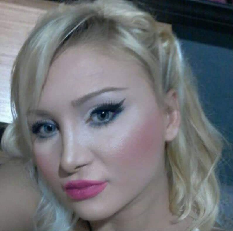 aw597867_01.jpg