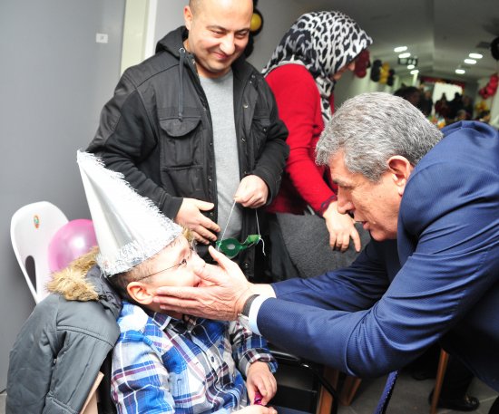 balcovaengelsizparti04.jpg