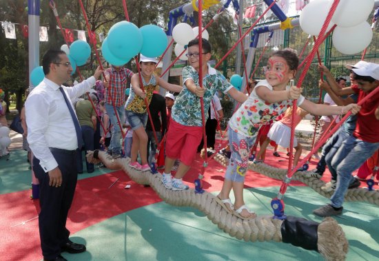 baskan-atila-buyuk-park-cocuklar.jpg