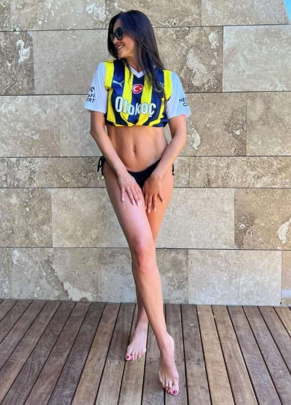fenerbhace-formasiyla-poz-min.jpg