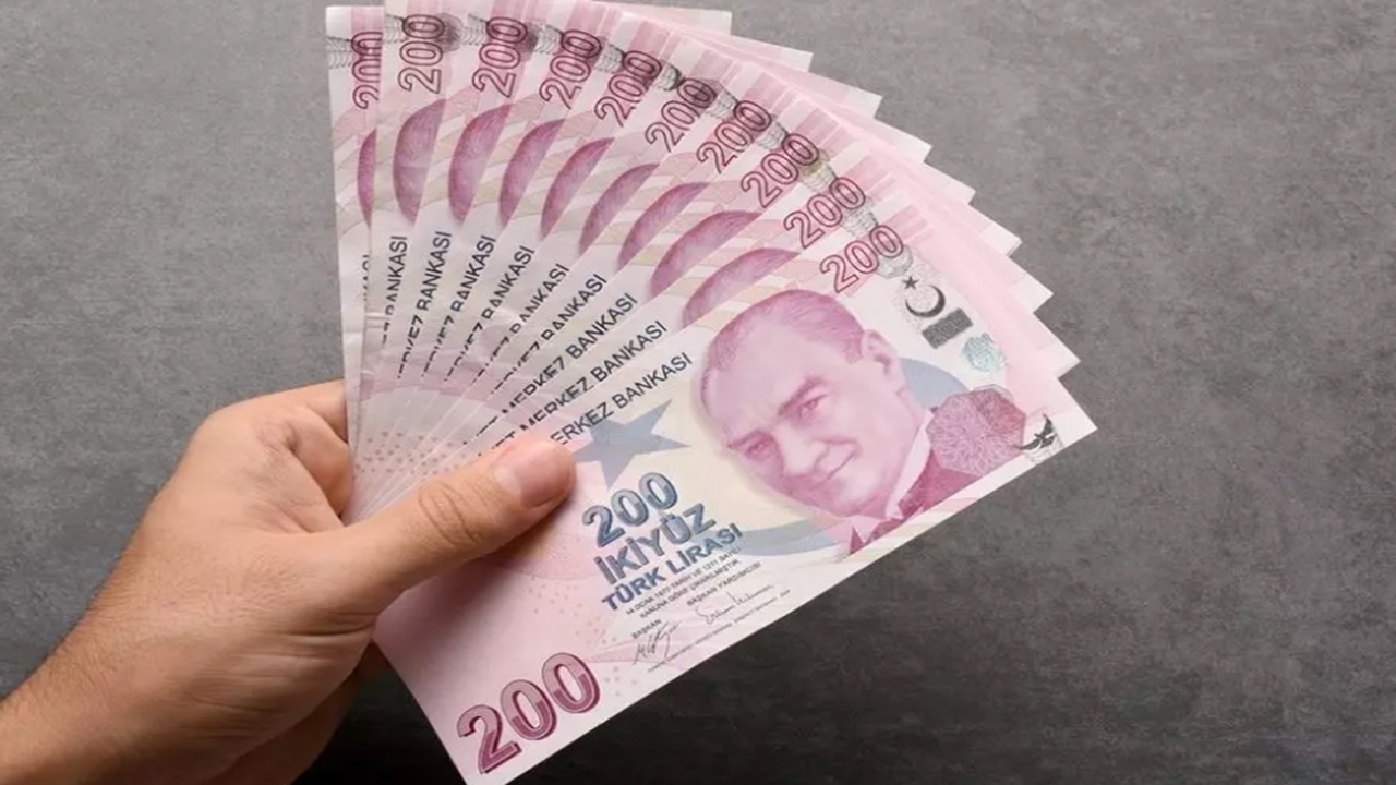 memur-ve-memur-emeklisi-maaslari-ne-kadar-oldu.jpg