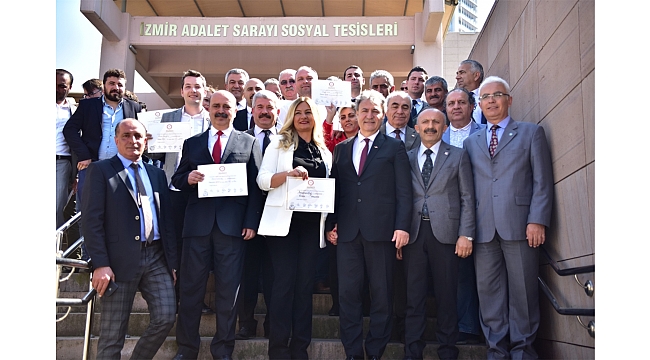 İduğ, “Bornova’ya olan hizmet borcumu ödeyeceğim”