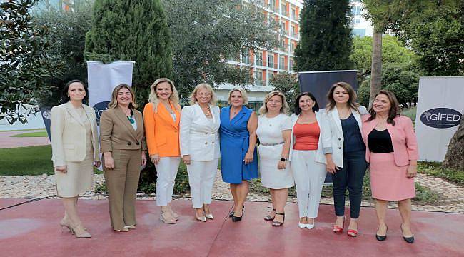 İZİKAD öncülüğü ile girişimci kadınlar federasyon kurdu
