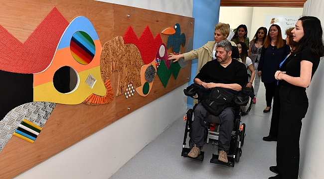 İzmir Büyükşehir Belediyesi’nin “Engelli Farkındalık Merkezi”ne tam not