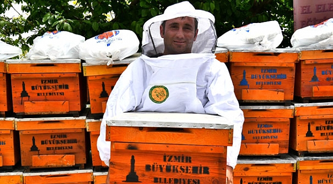 İzmir Büyükşehir Belediyesi’nden arıcılığa destek!