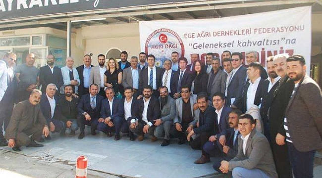 İzmir’de Ağrılılar ‘geleneksel kahvaltıda’ buluştu