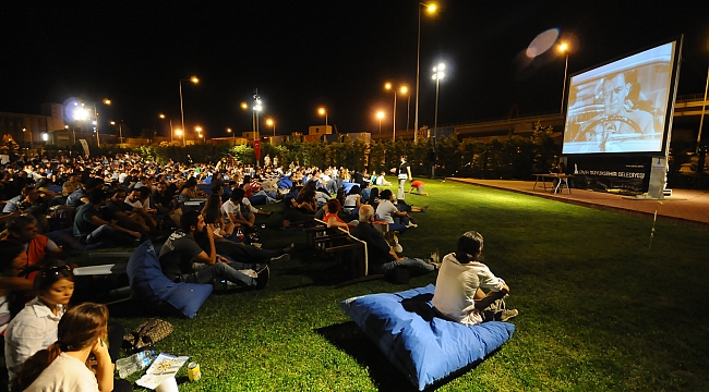 İzmir’de “sinema keyfi” başlıyor