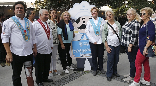 İzmir’in Lezzet Festivali başladı